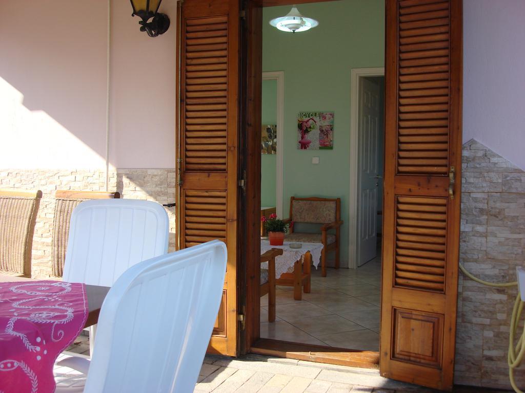 Villa Melina 2 Kinira Camera foto